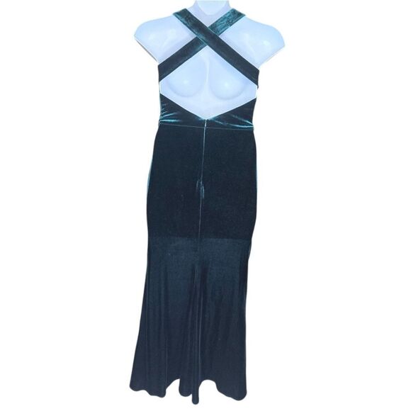 REVELRY Asher velvet classic emerald criss cross‎ open back maxi dress gown 6 - Picture 5 of 11